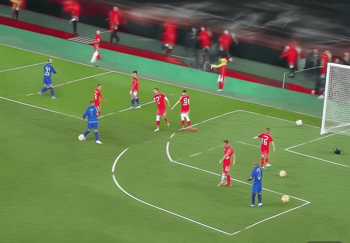 2012年阿森纳曼联巅峰对决：战术对决与经典回顾(图3)