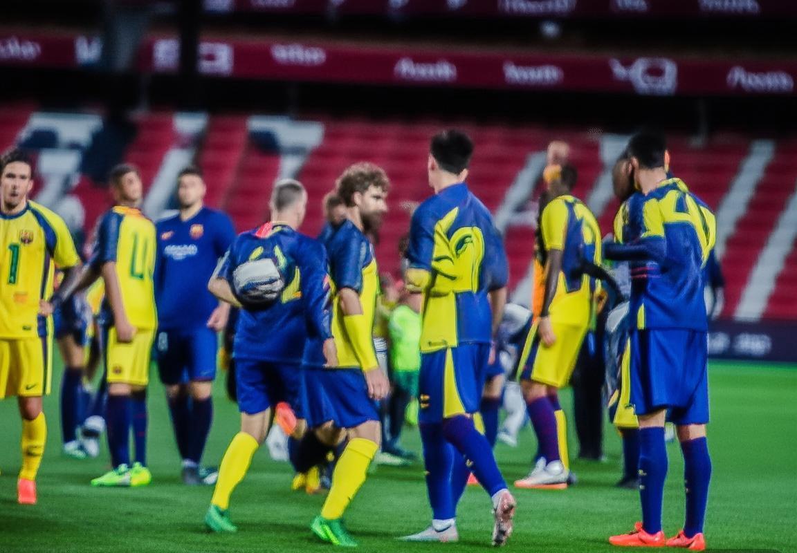 巴塞罗那主场迎战富恩拉夫：战术对决与信心之战(图6)